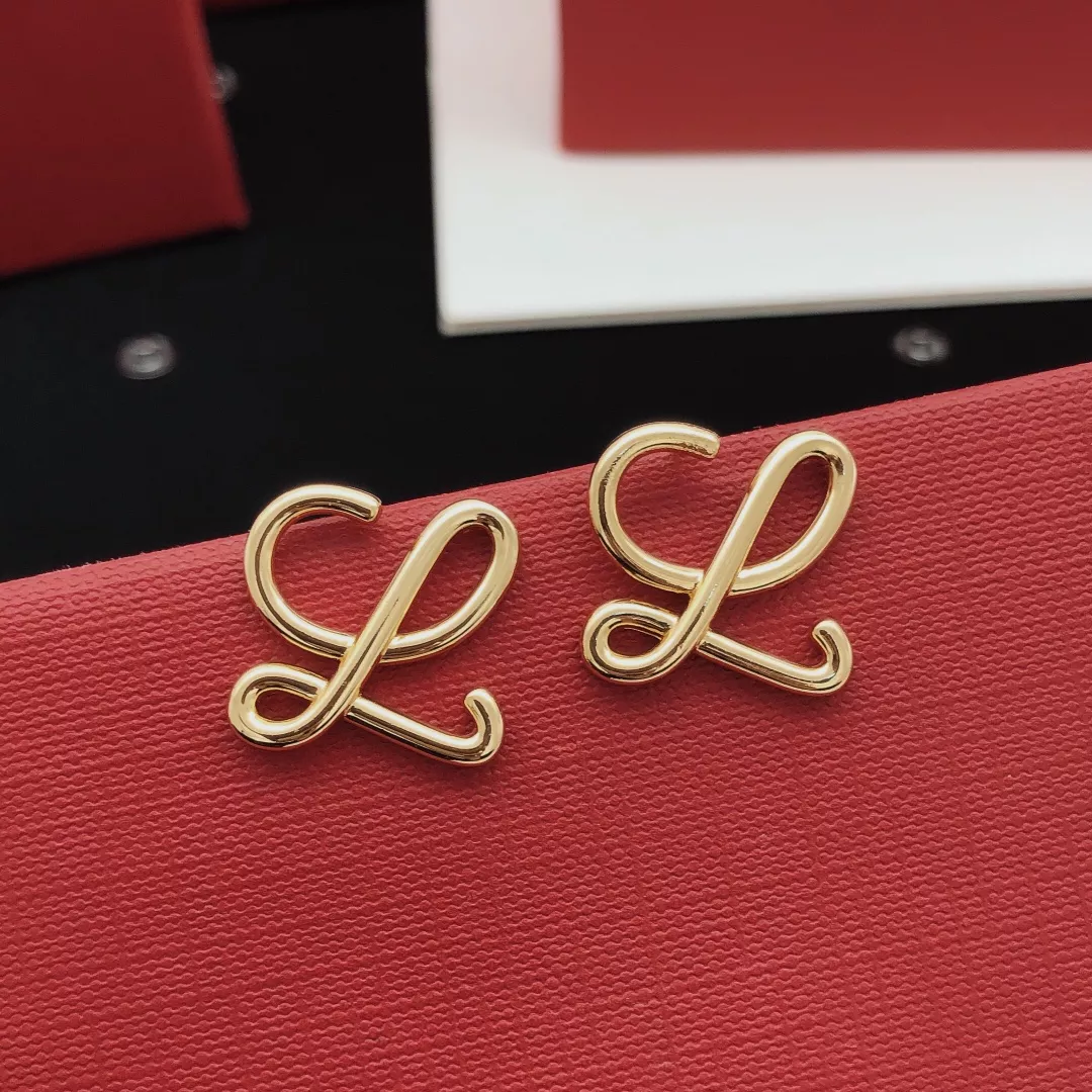 LOEWE Earrings For Women Resilient 7897