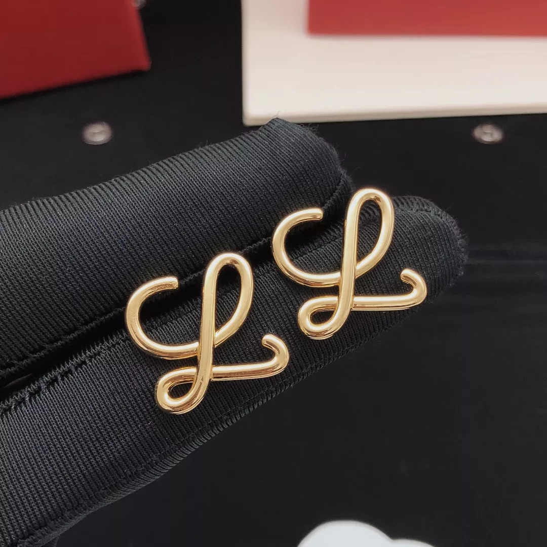 LOEWE Earrings For Women Resilient 7897