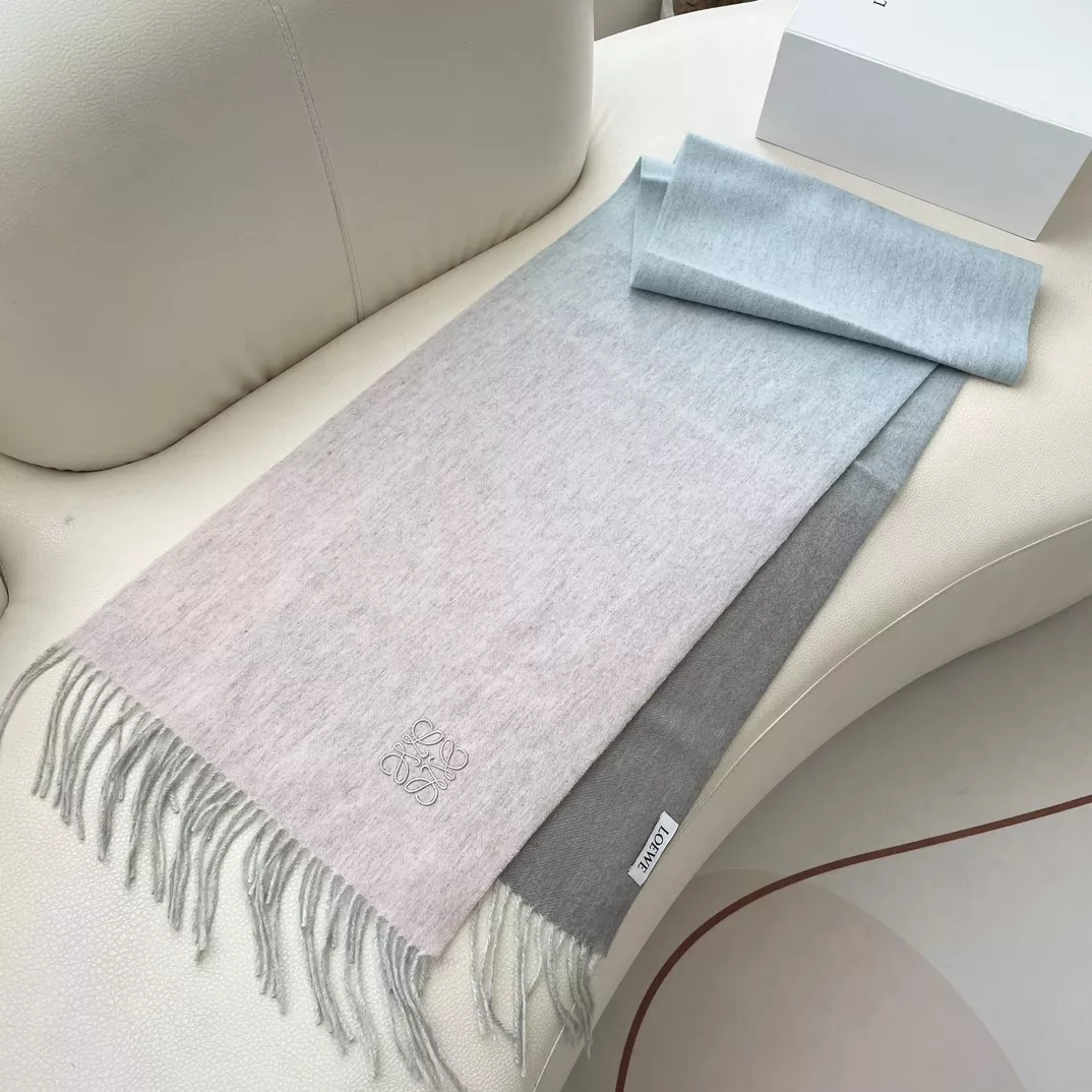 LOEWE Scarf For Women Breathable 1102