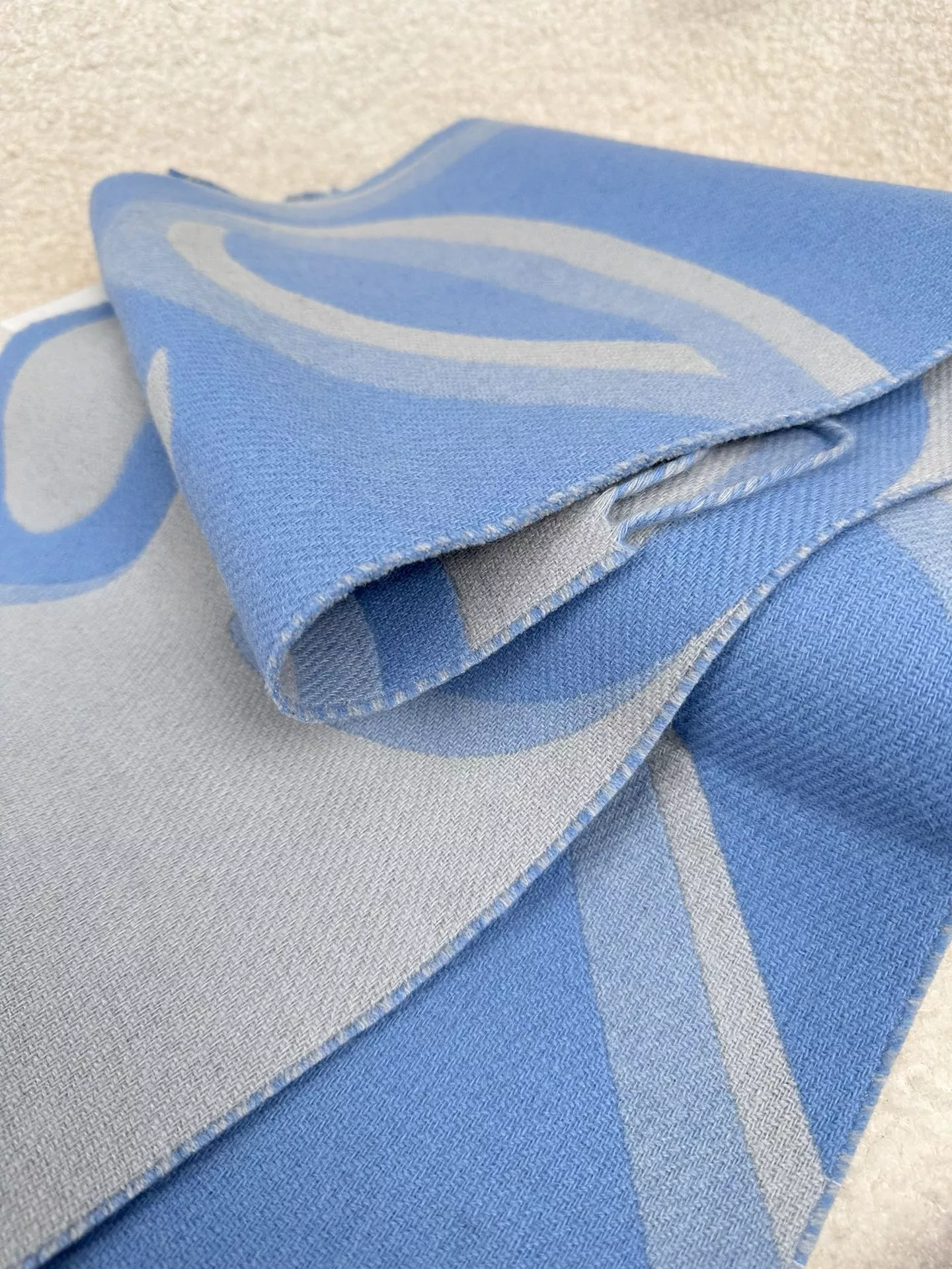 LOEWE Scarf For Women Durable 3872
