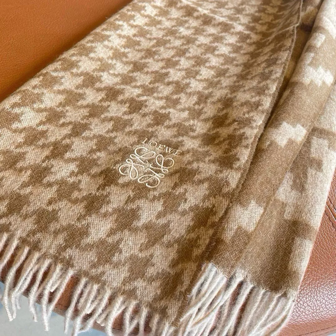 LOEWE Scarf For Women EyeCatching 4457