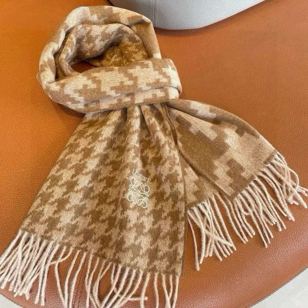 LOEWE Scarf For Women EyeCatching 4457