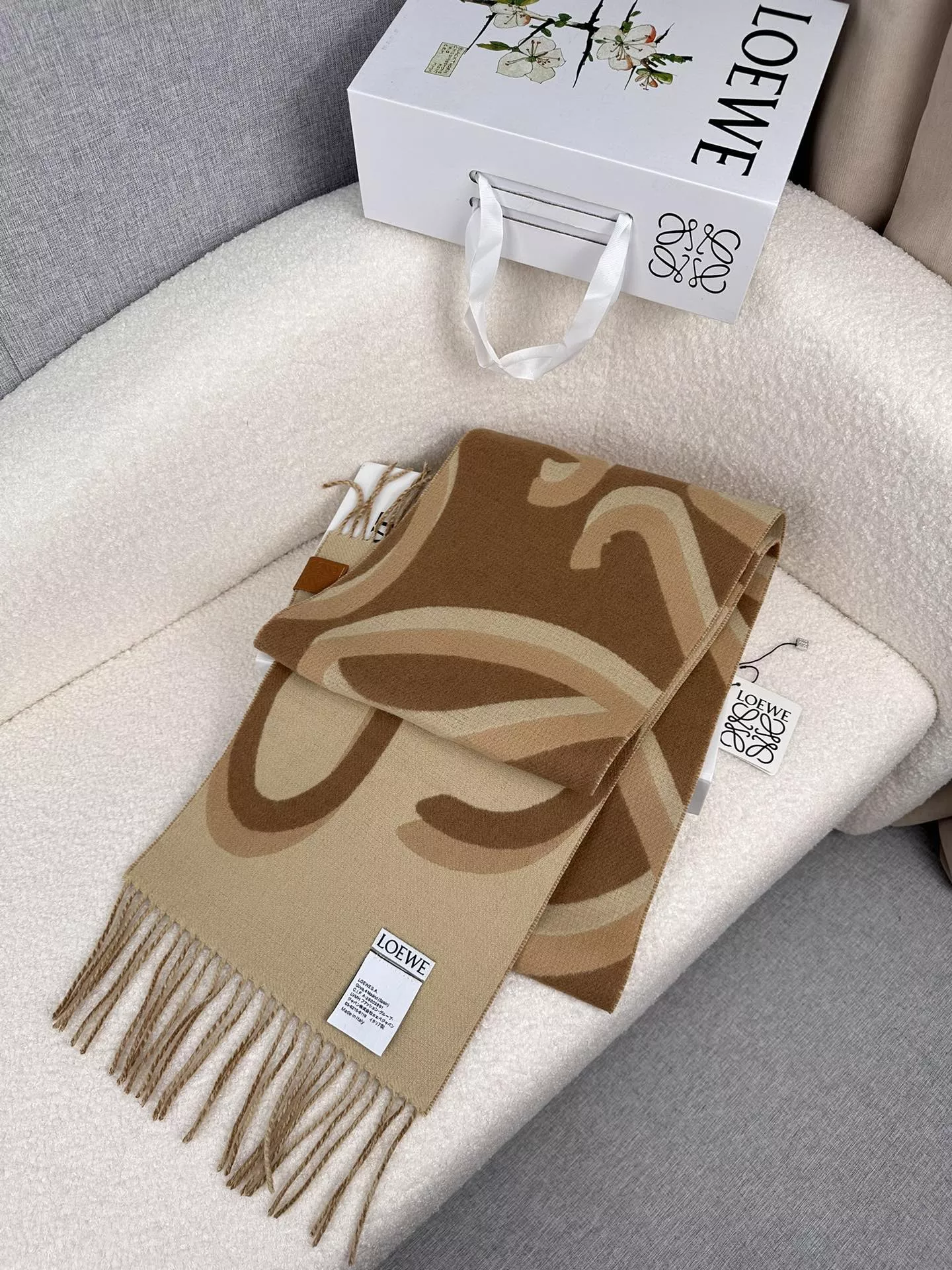LOEWE Scarf For Women ModernLook 3123