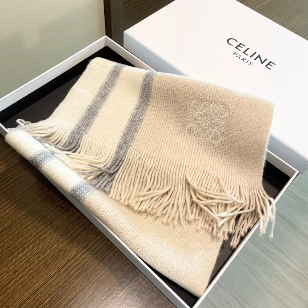 LOEWE Scarf For Women Resilient 798