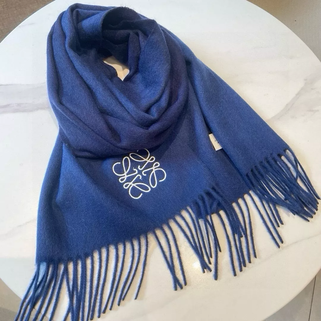 LOEWE Scarf For Women Resilient 9202