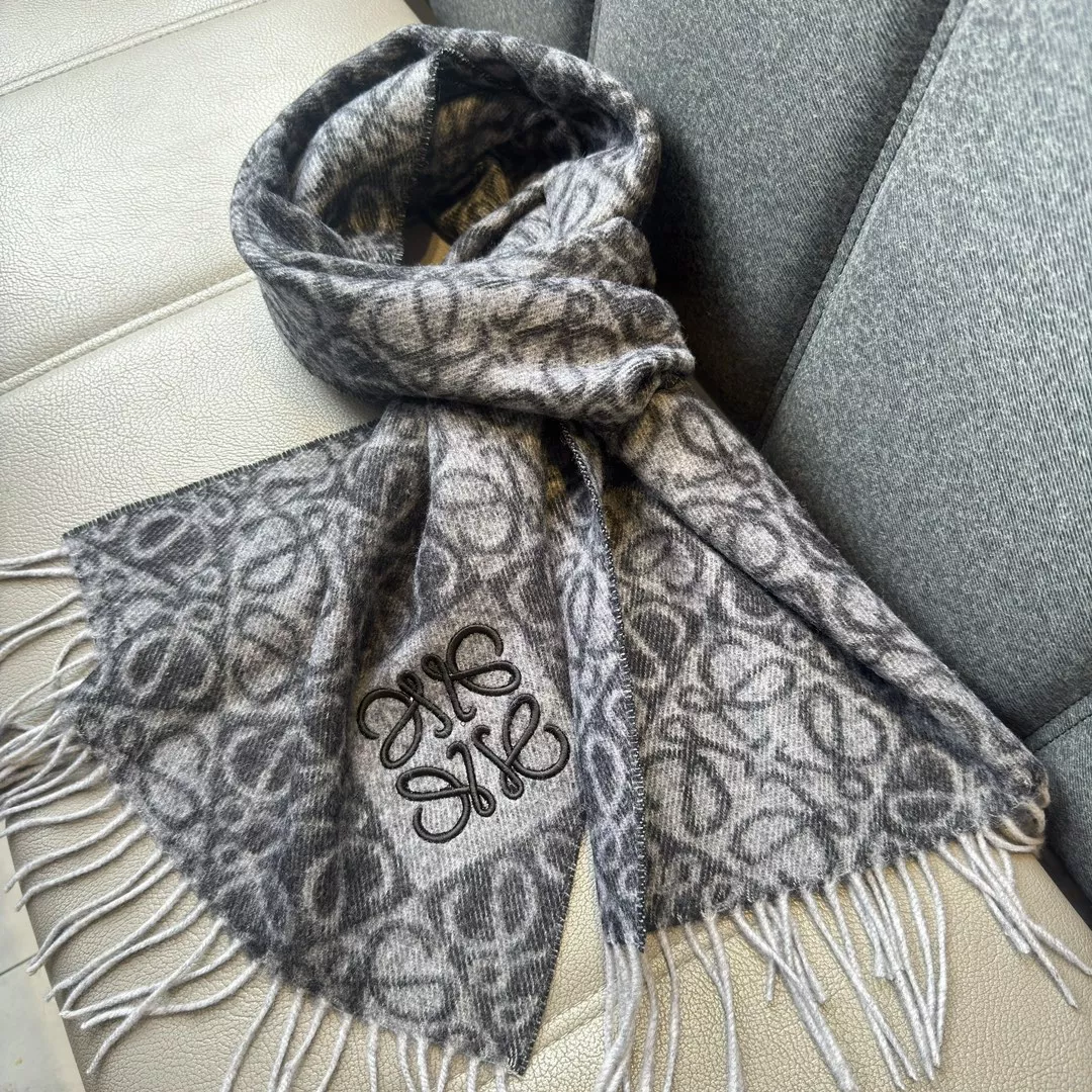 LOEWE Scarf For Women Unique 4494