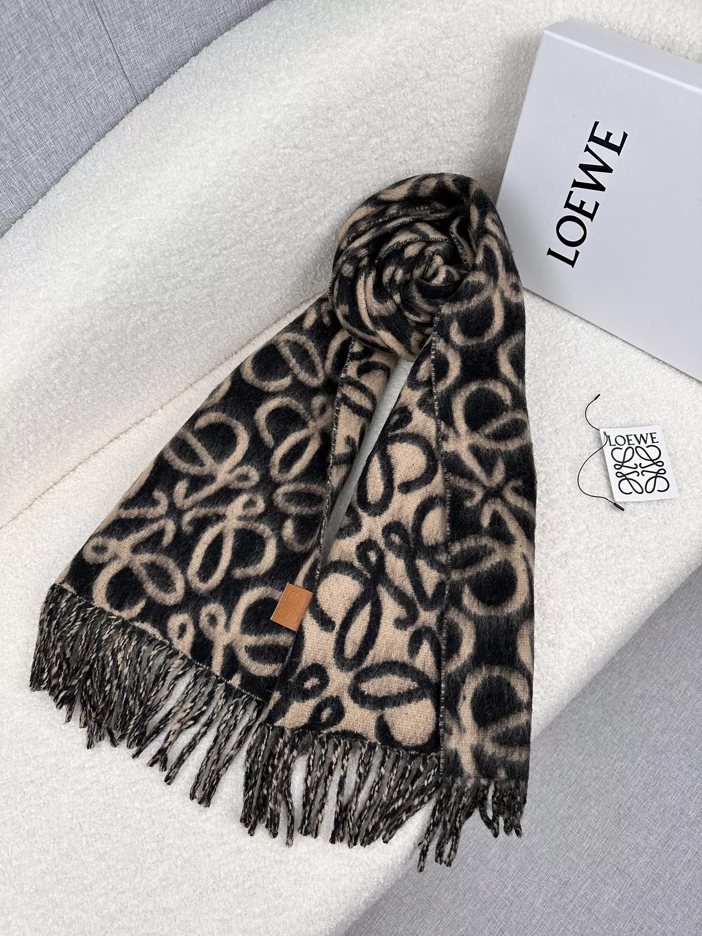 LOEWE Scarf For Women UrbanStyle 1925