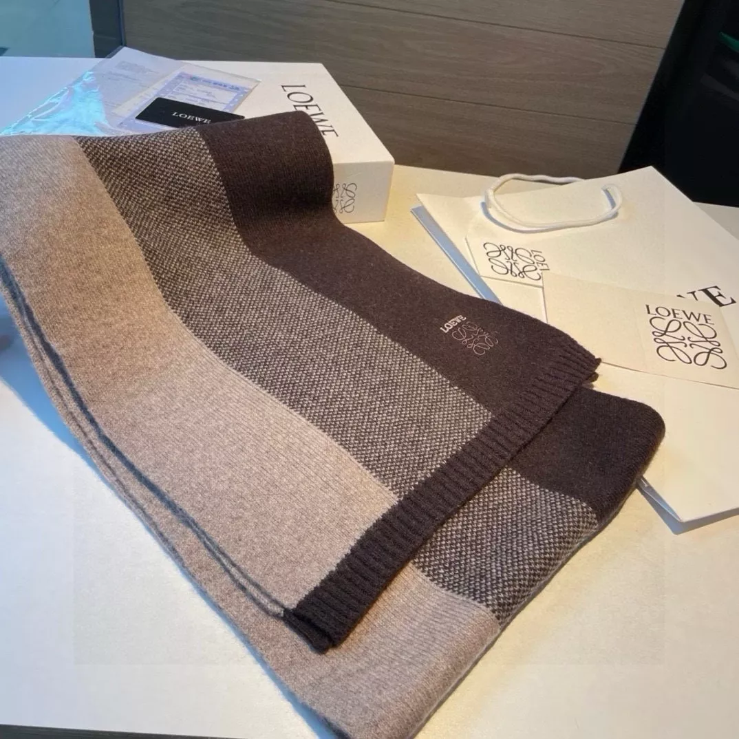 LOEWE Scarf For Women WellDesigned 5935