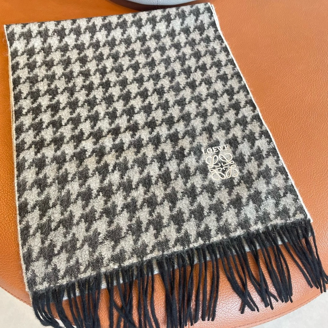 LOEWE Scarf TopPick 1080