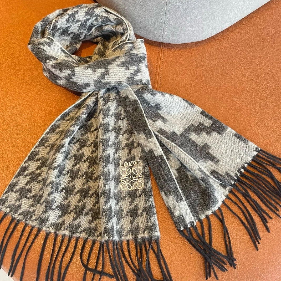 LOEWE Scarf TopPick 1080