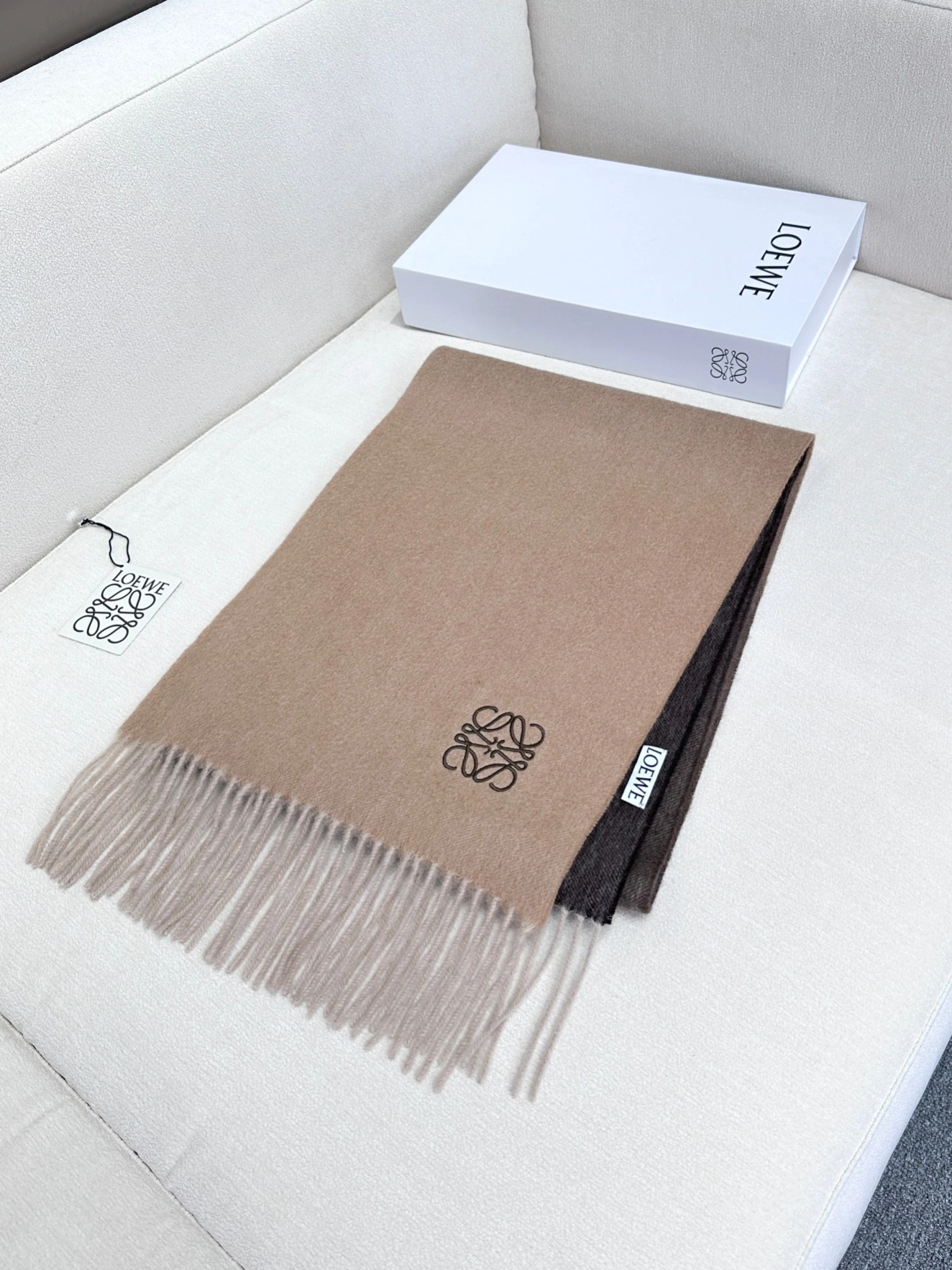 LOEWE Scarf Trendy 9306