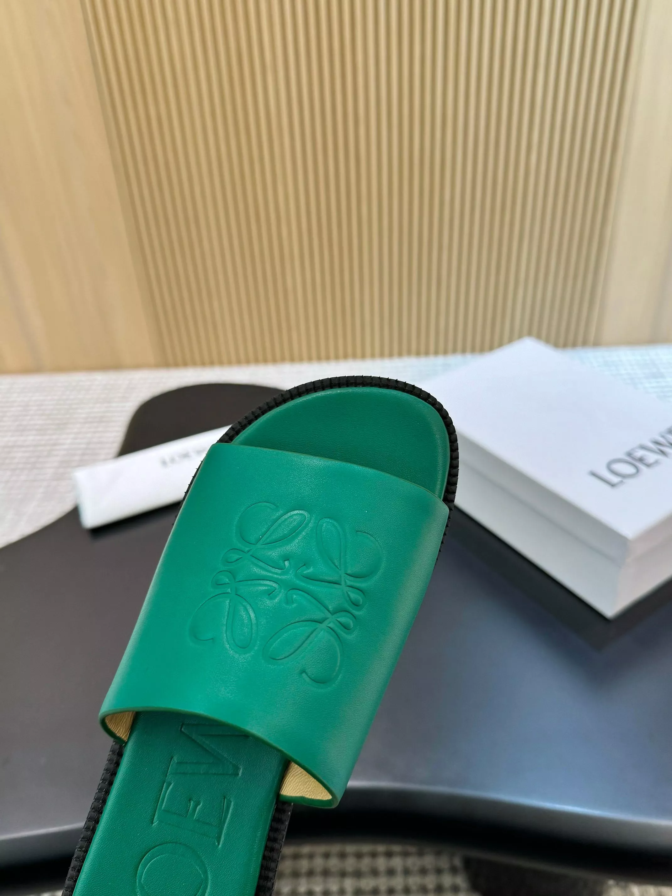 LOEWE Slippers For Men Practical 7350