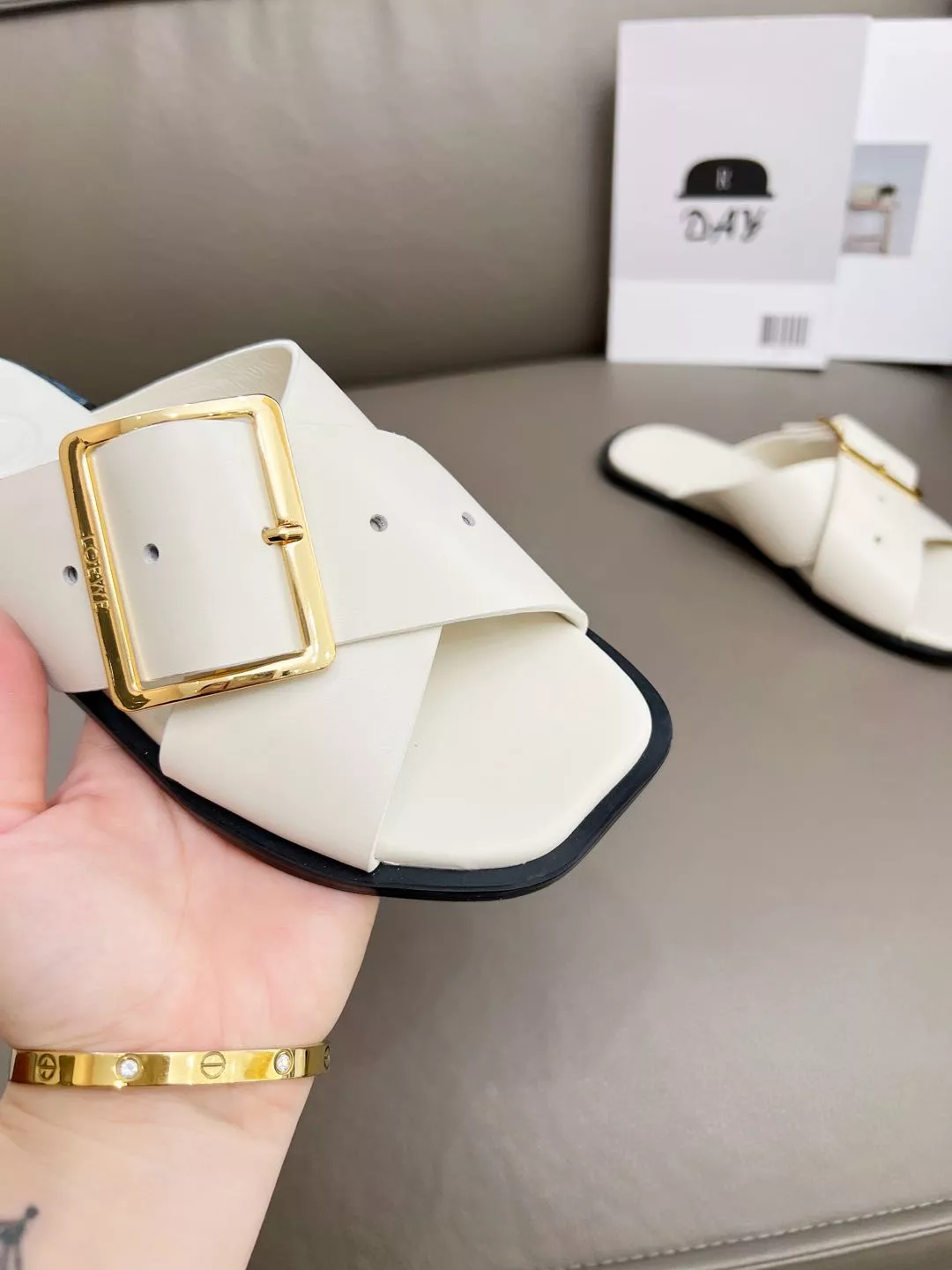 LOEWE Slippers For Women AllSeason 9747
