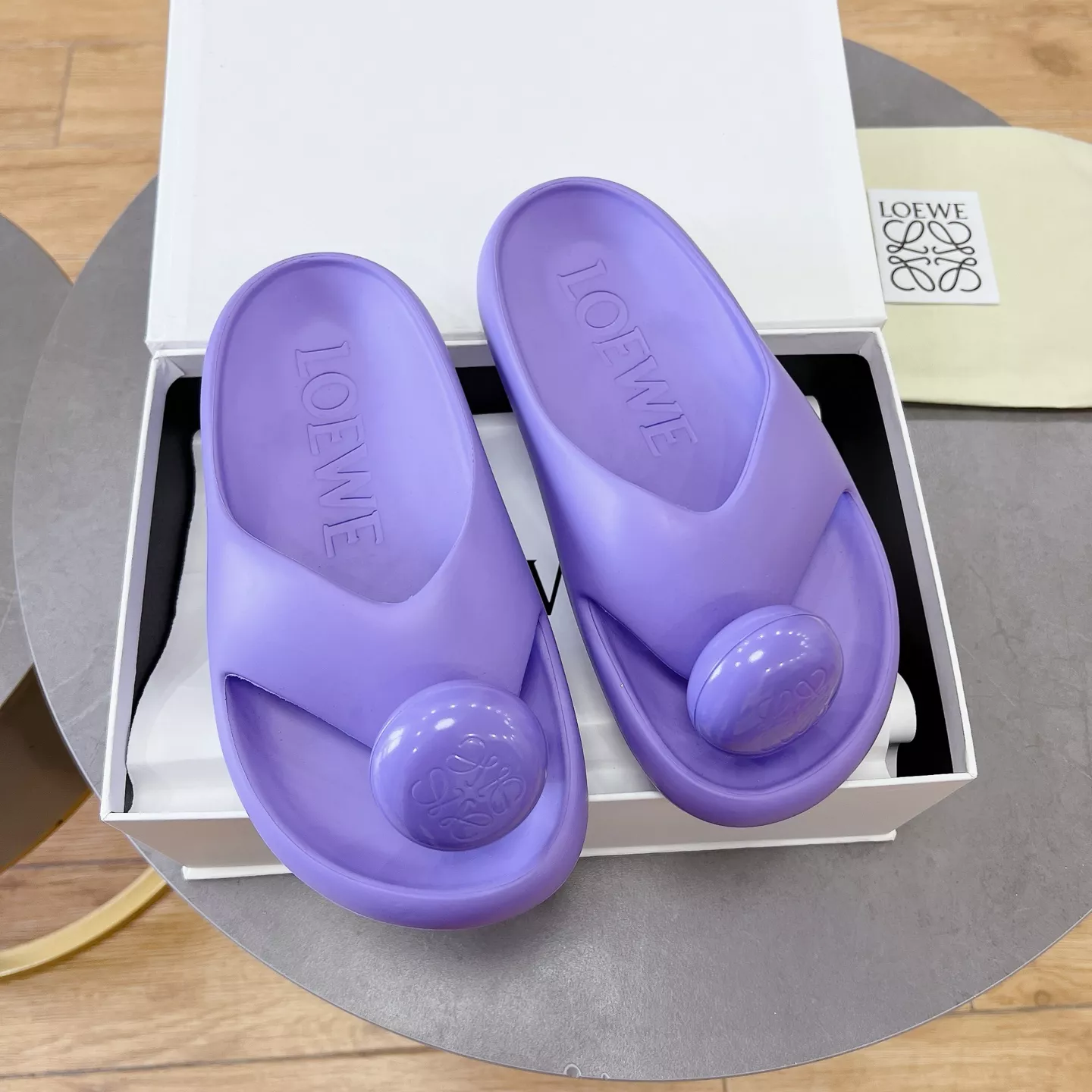 LOEWE Slippers For Women Breathable 8639