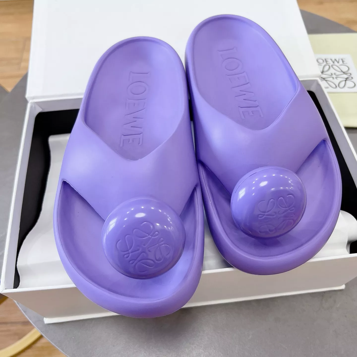 LOEWE Slippers For Women Breathable 8639