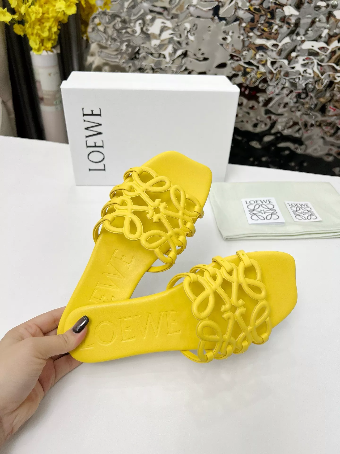 LOEWE Slippers For Women Durable 7113