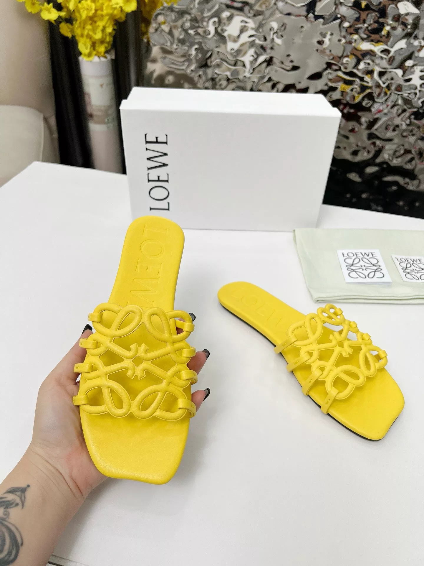 LOEWE Slippers For Women Durable 7113