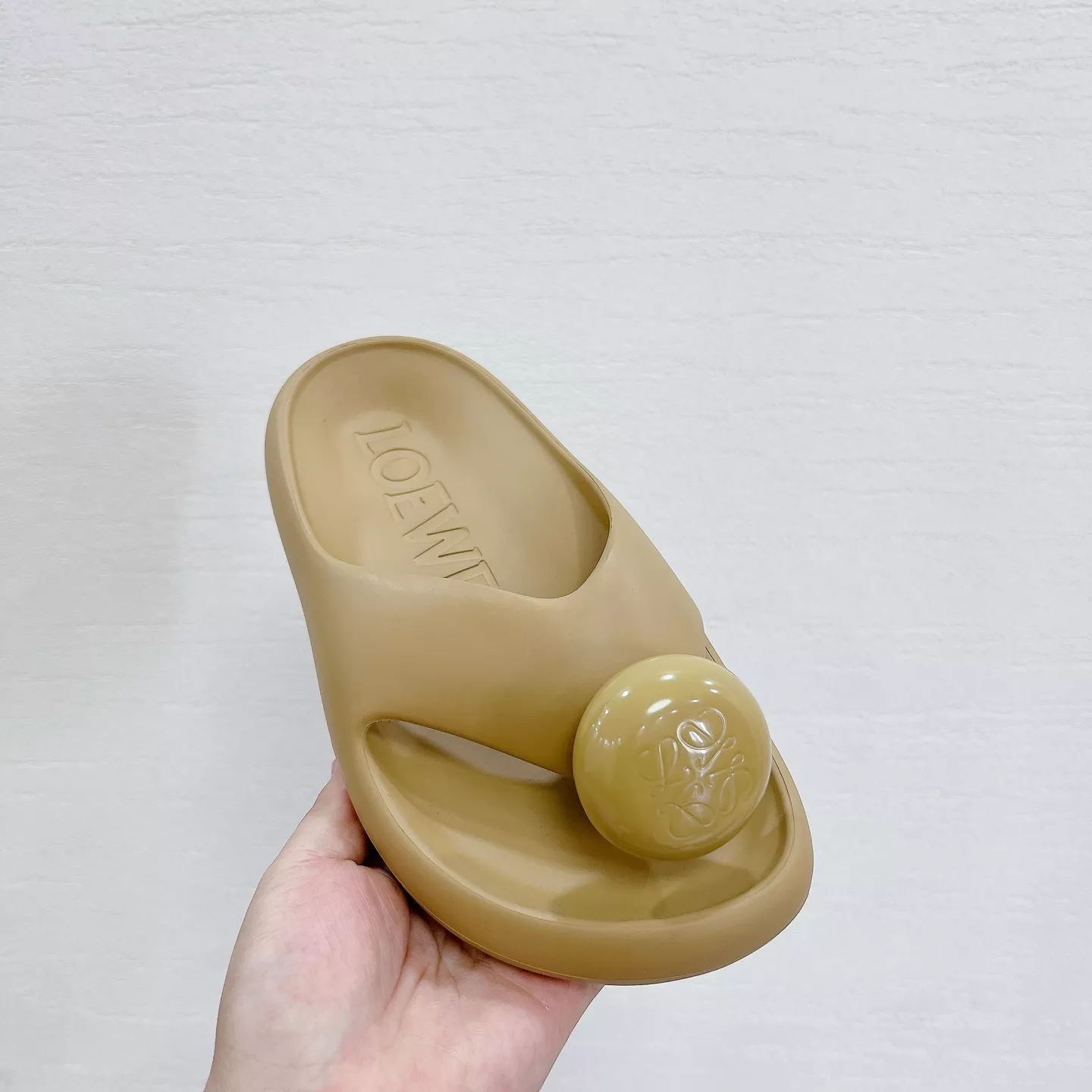 LOEWE Slippers For Women GoAnywhere 4717