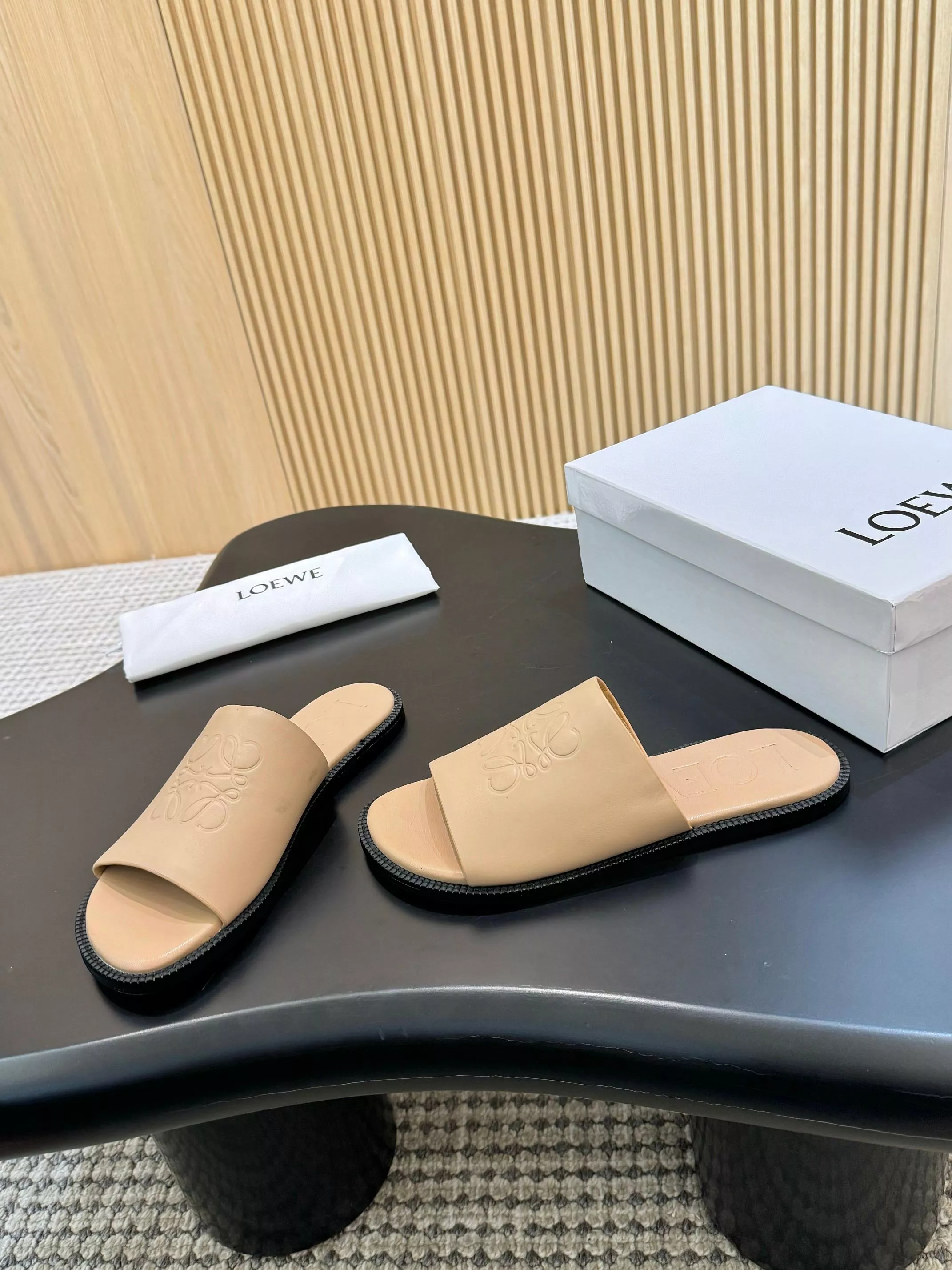 LOEWE Slippers For Women GoodFit 5757