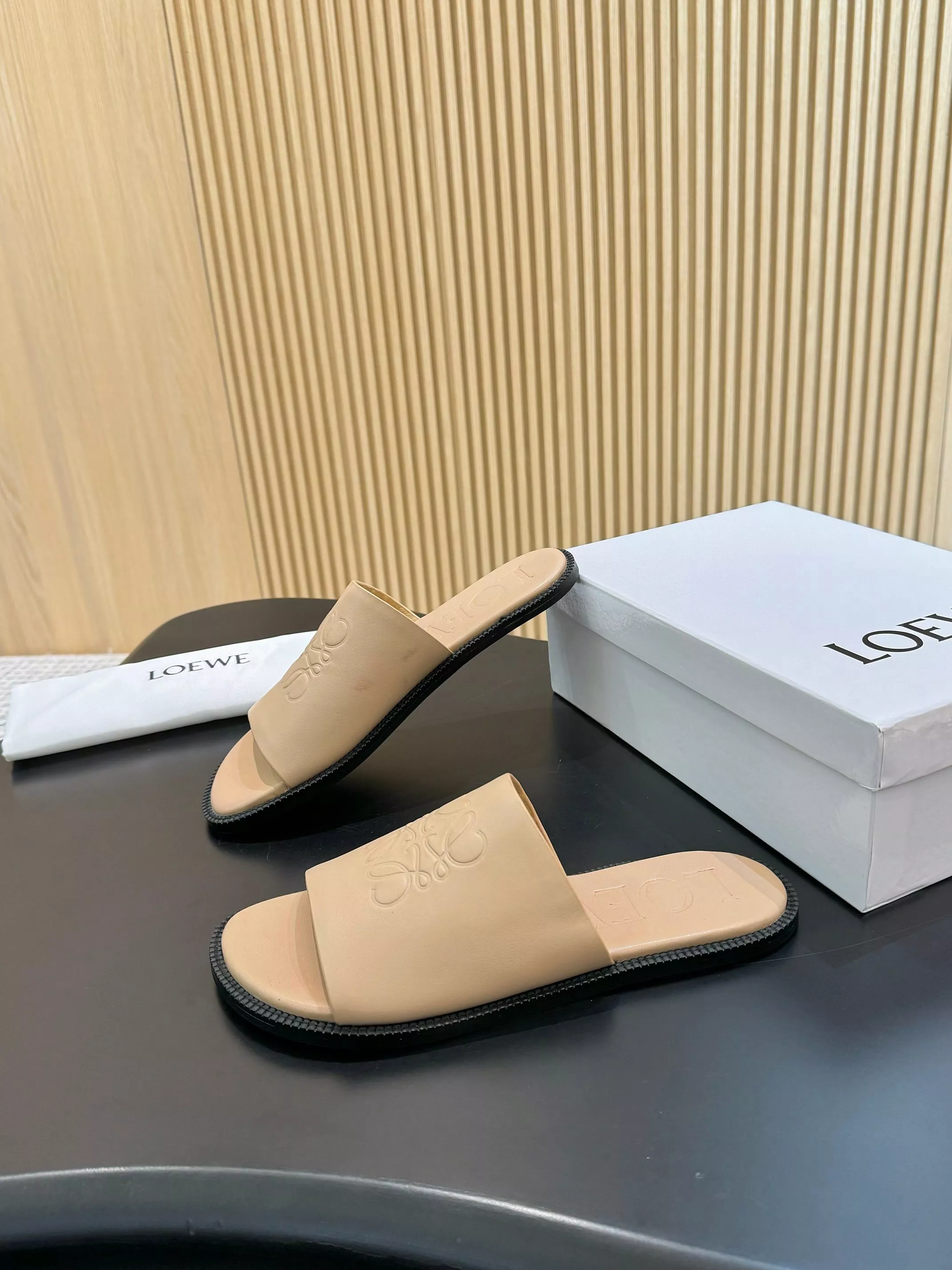 LOEWE Slippers For Women GoodFit 5757