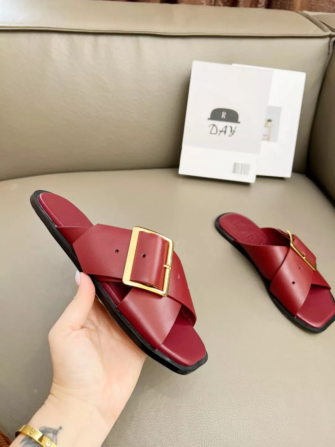 LOEWE Slippers For Women ModernLook 5122