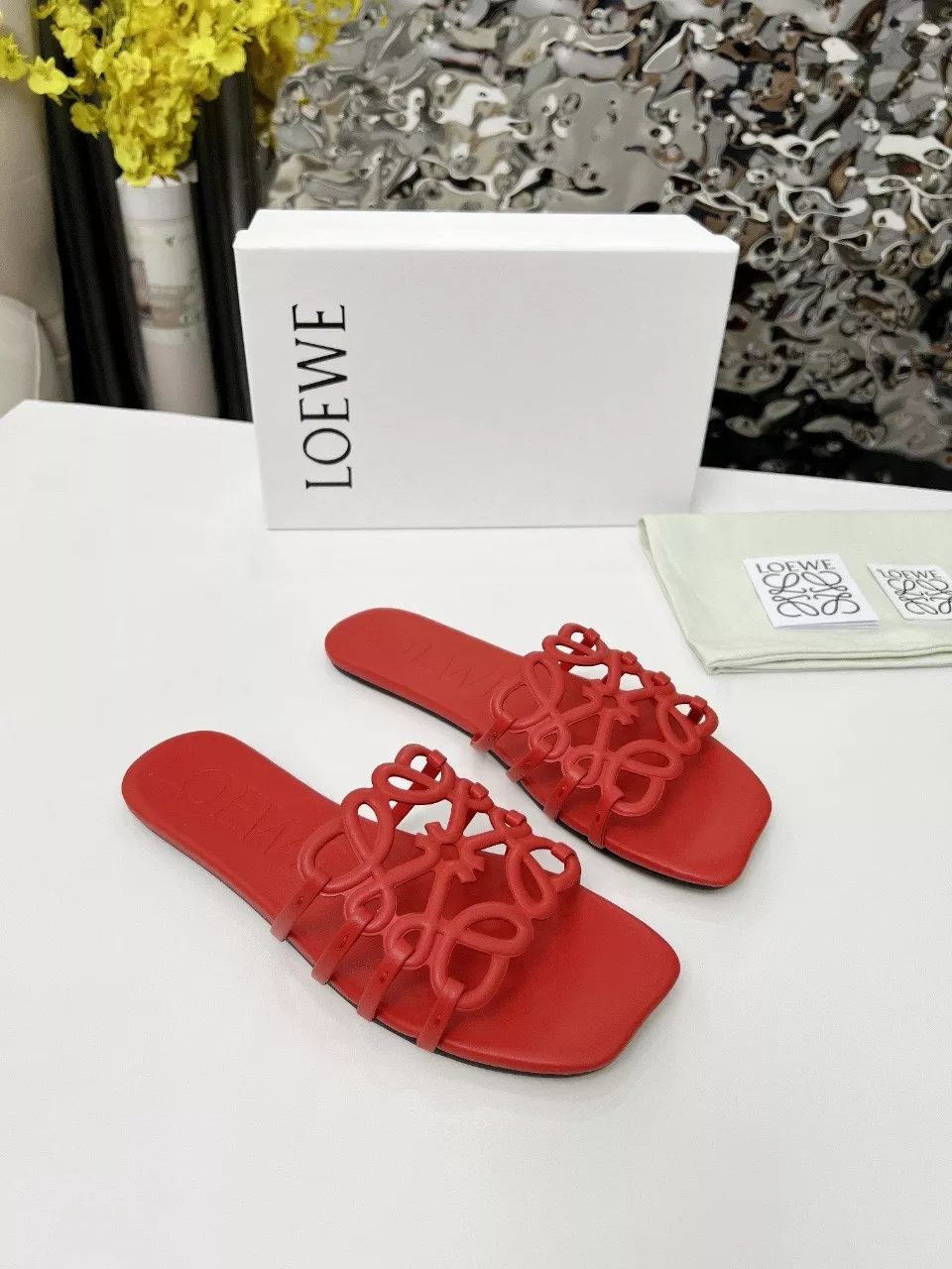 LOEWE Slippers For Women TopPick 8429