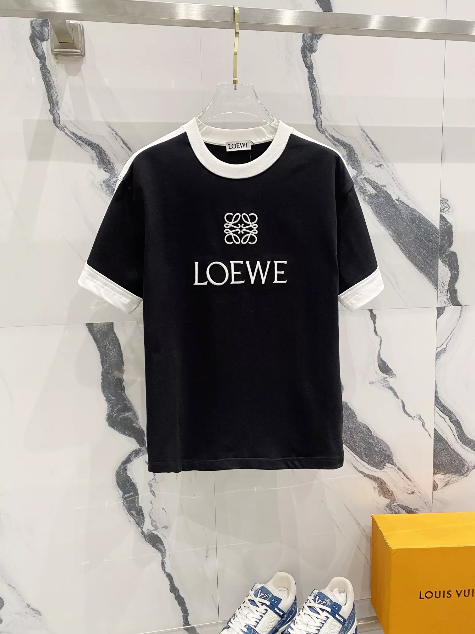 LOEWE T-Shirts Short Sleeved For Unisex Reliable 8121
