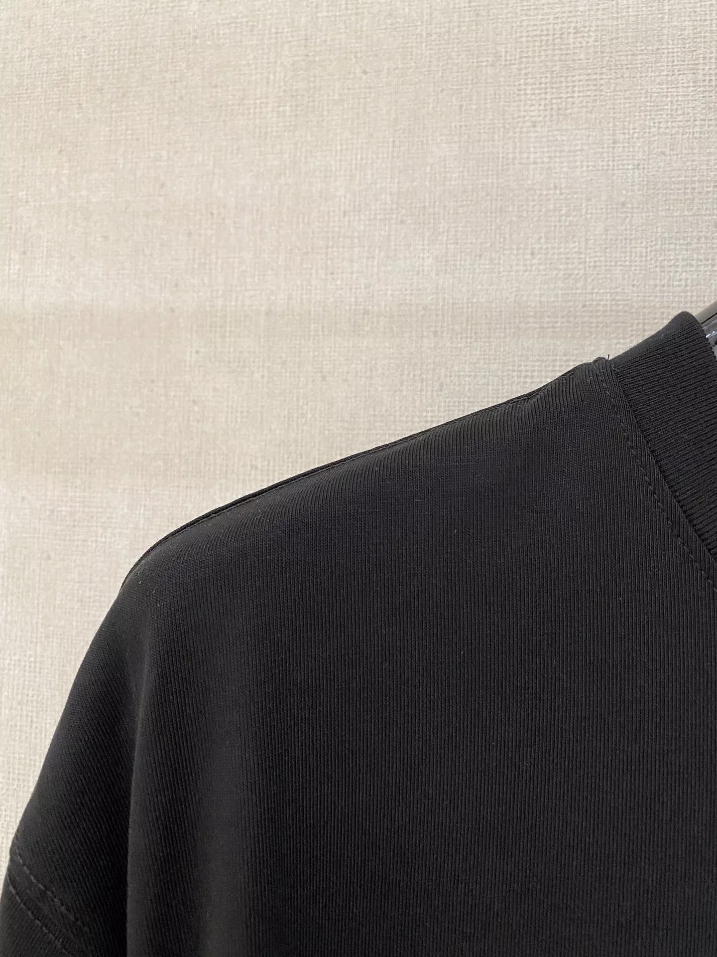 LOEWE T-Shirts Short Sleeved For Unisex Sleek 5984