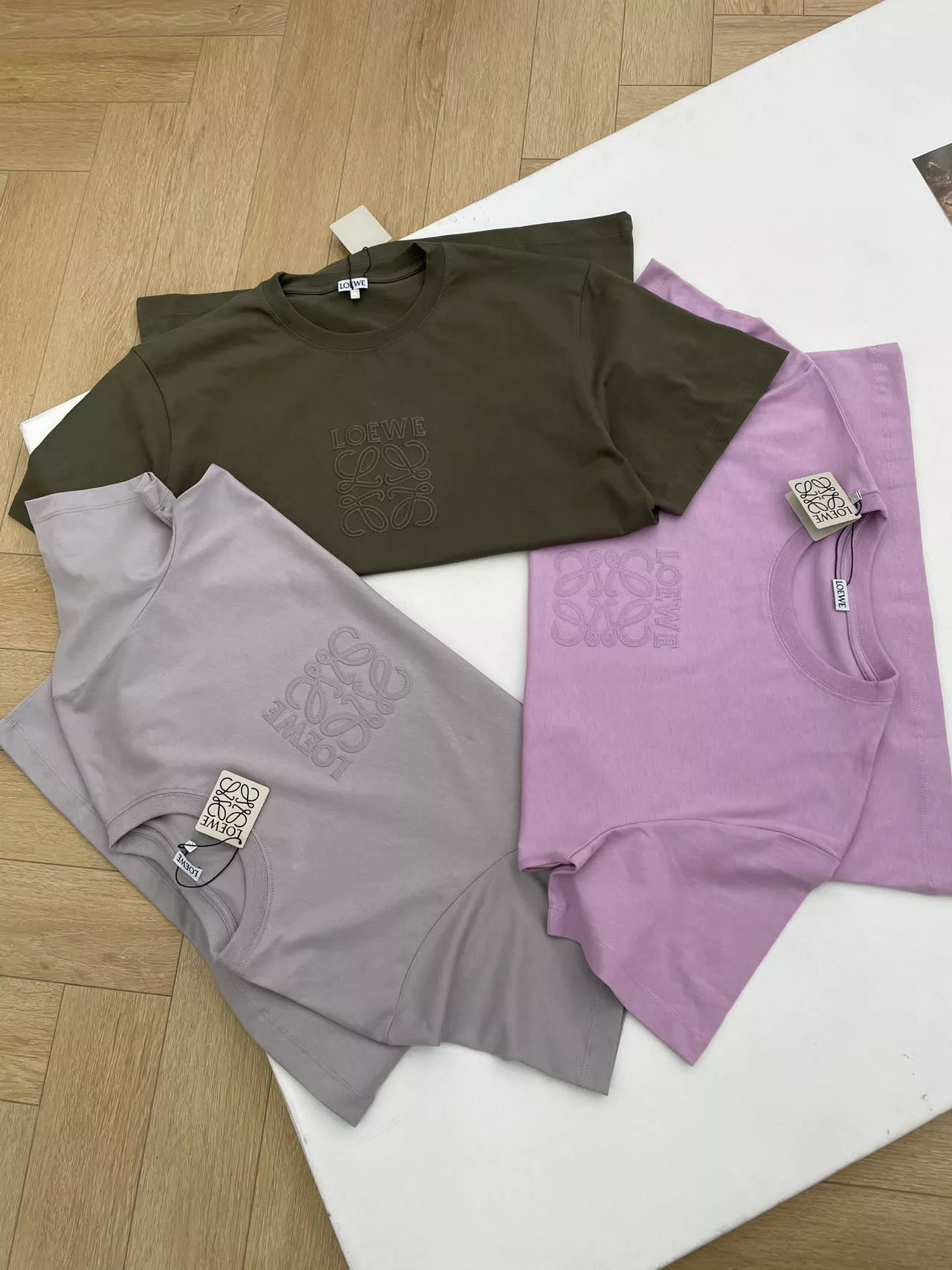 LOEWE T-Shirts Short Sleeved For Unisex Timeless 2273