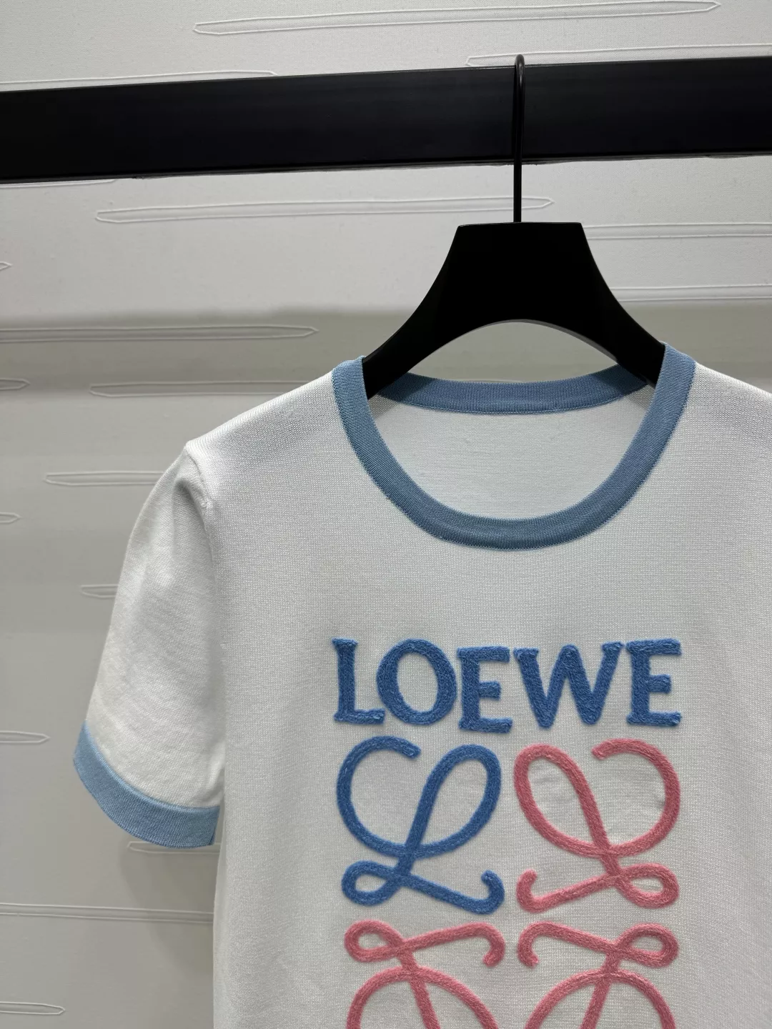 LOEWE T-Shirts Short Sleeved For Women Sophisticated 7351