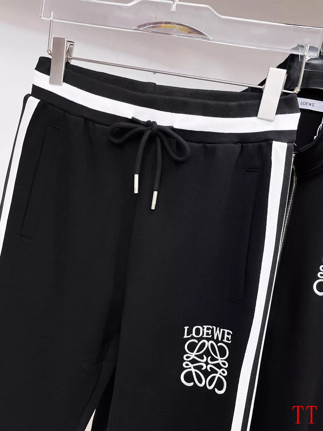 LOEWE Tracksuits Long Sleeved For Men Sleek 2880