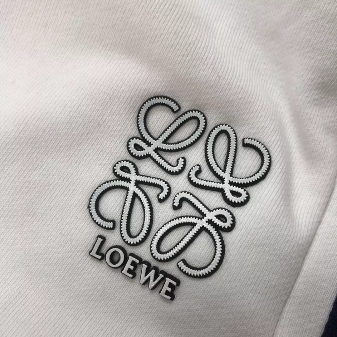 LOEWE Tracksuits Short Sleeved For Men EasyMatch 9695
