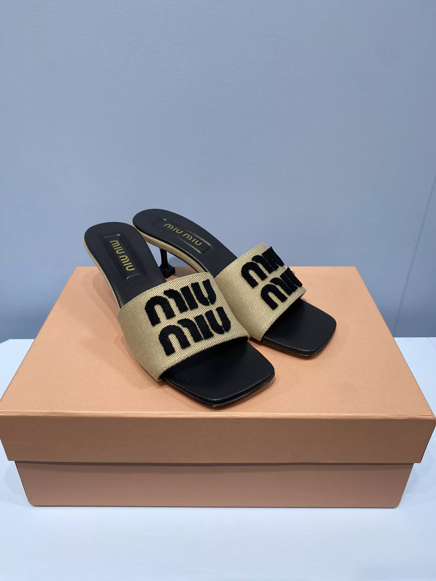 Lightweight 119 MIU MIU Slippers For Women