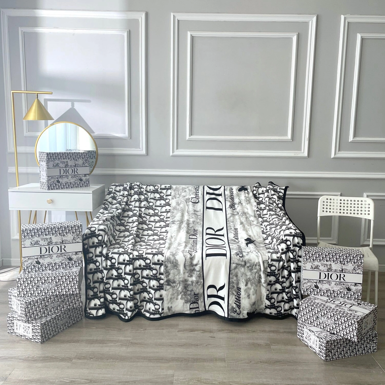 Lightweight 125 Christian Dior Blankets