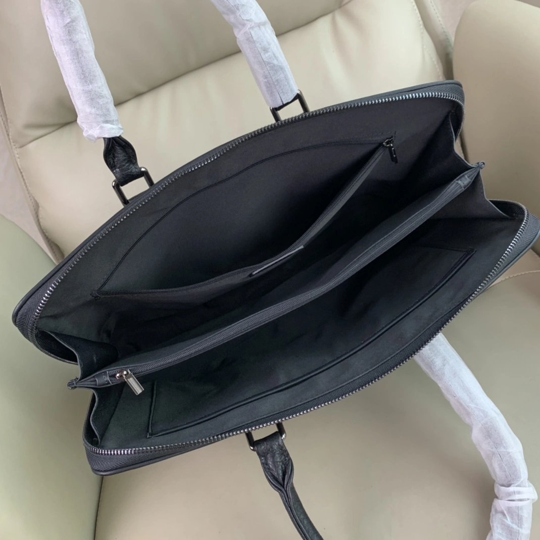 Lightweight 1457 Louis Vuitton AAA Man Handbags