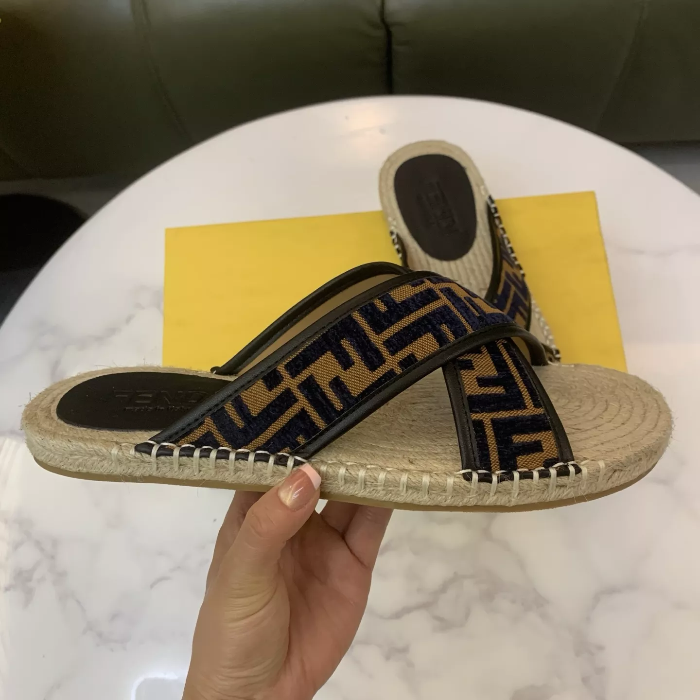 Lightweight 1473 Fendi Slippers For Men