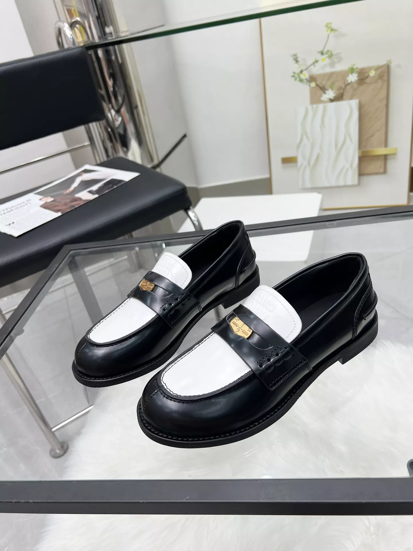 Lightweight 163 MIU MIU Leather Shoes For Women