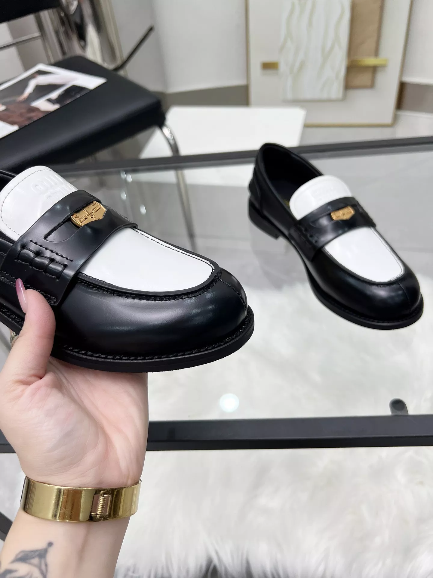 Lightweight 163 MIU MIU Leather Shoes For Women
