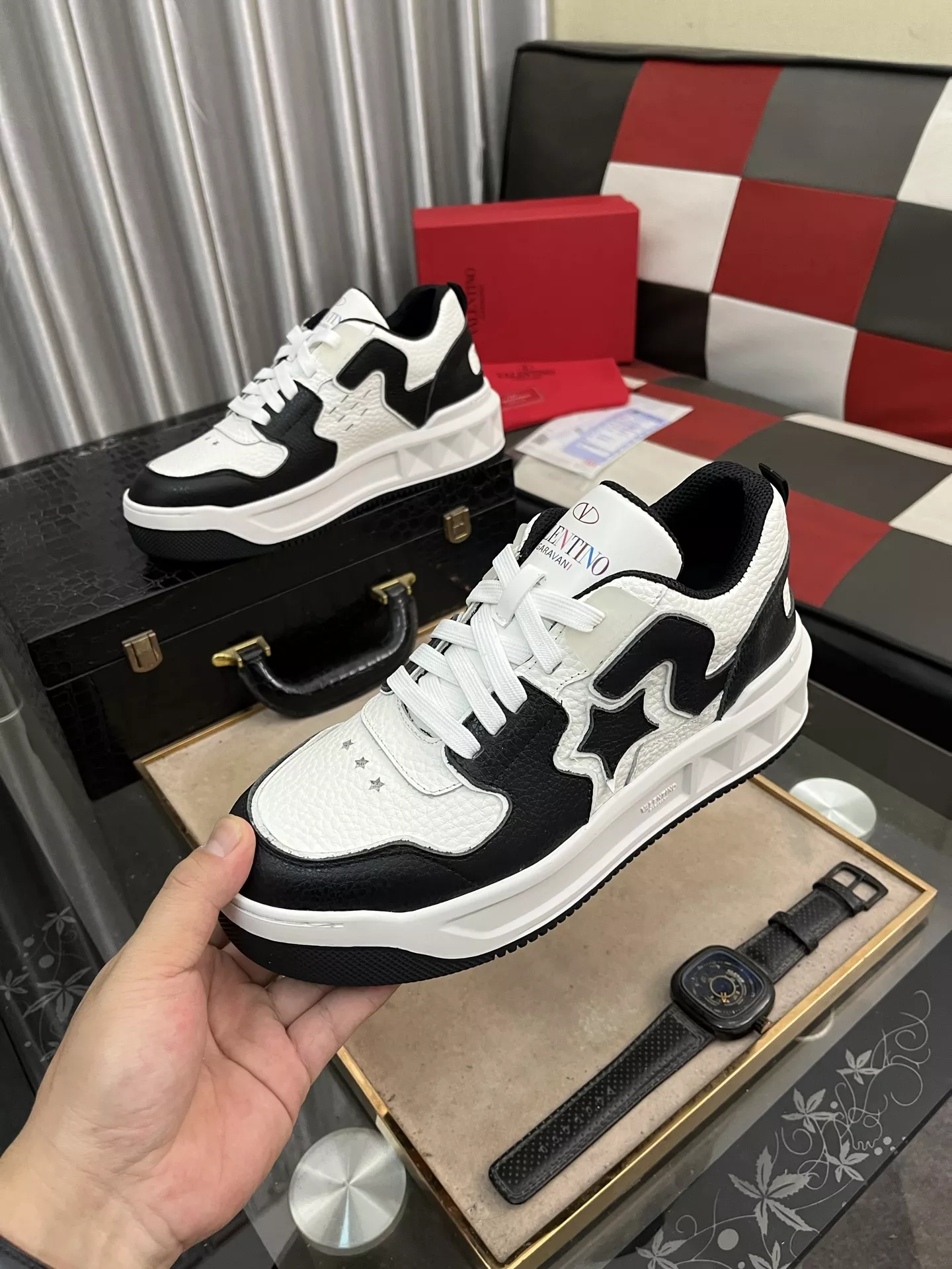 Lightweight 1691 Valentino Casual Shoes For Men