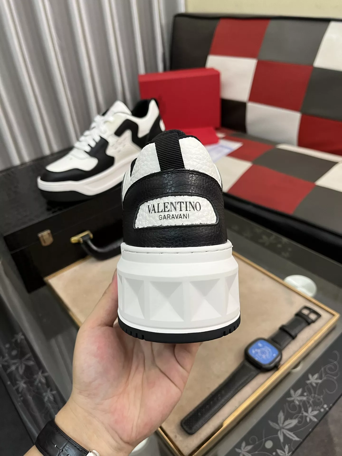 Lightweight 1691 Valentino Casual Shoes For Men