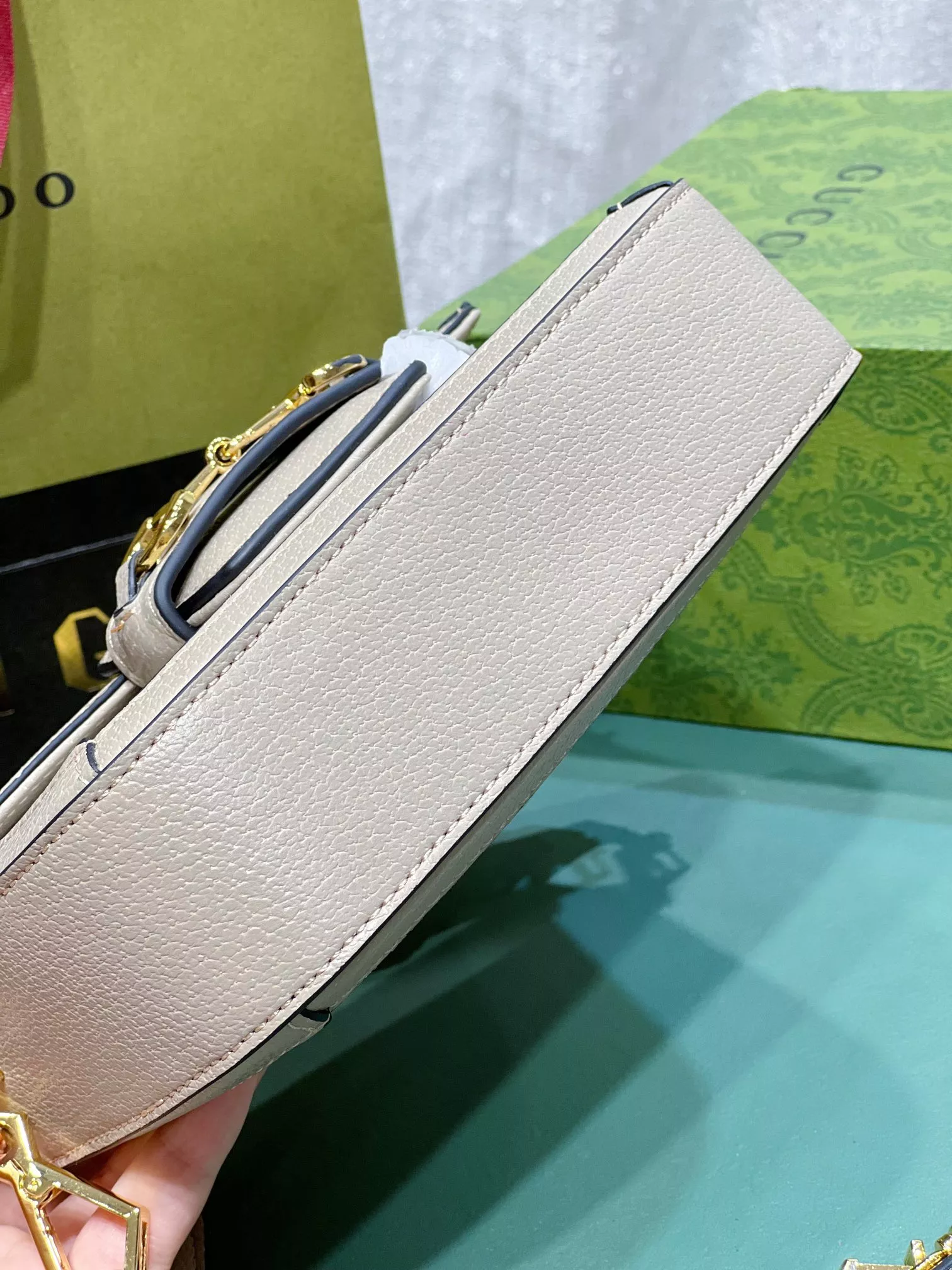 Lightweight 1760 Gucci AAA Quality Messenger Bags For Women