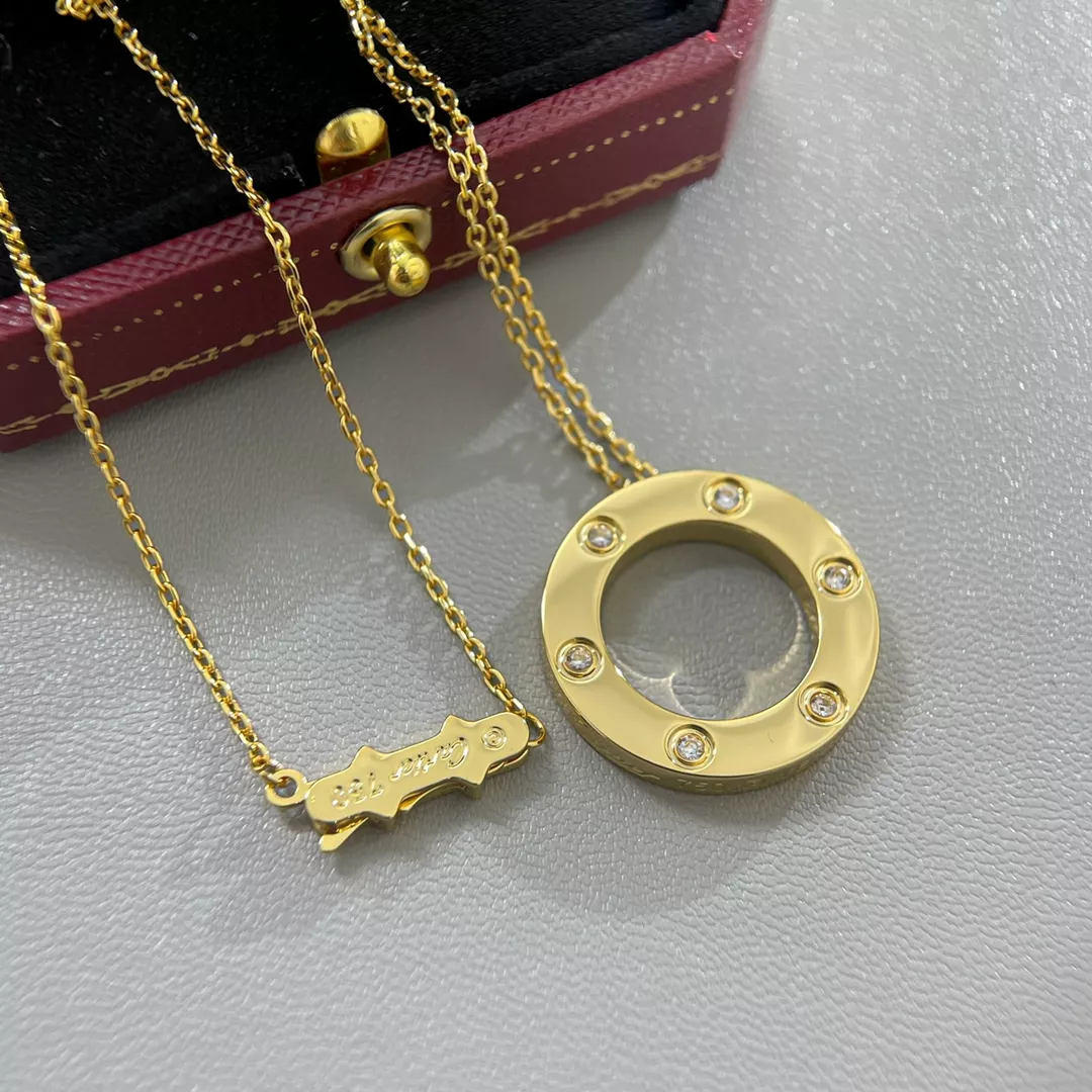 Lightweight 1811 Cartier Necklaces