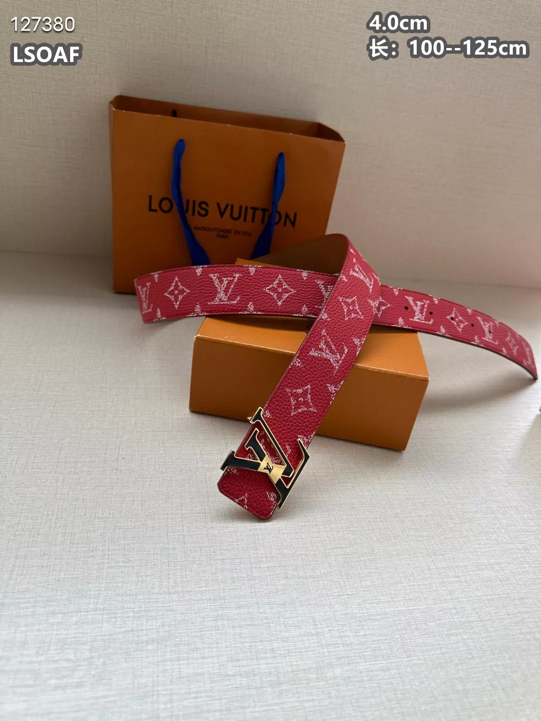 Lightweight 1986 Louis Vuitton AAA Quality Belts For Men