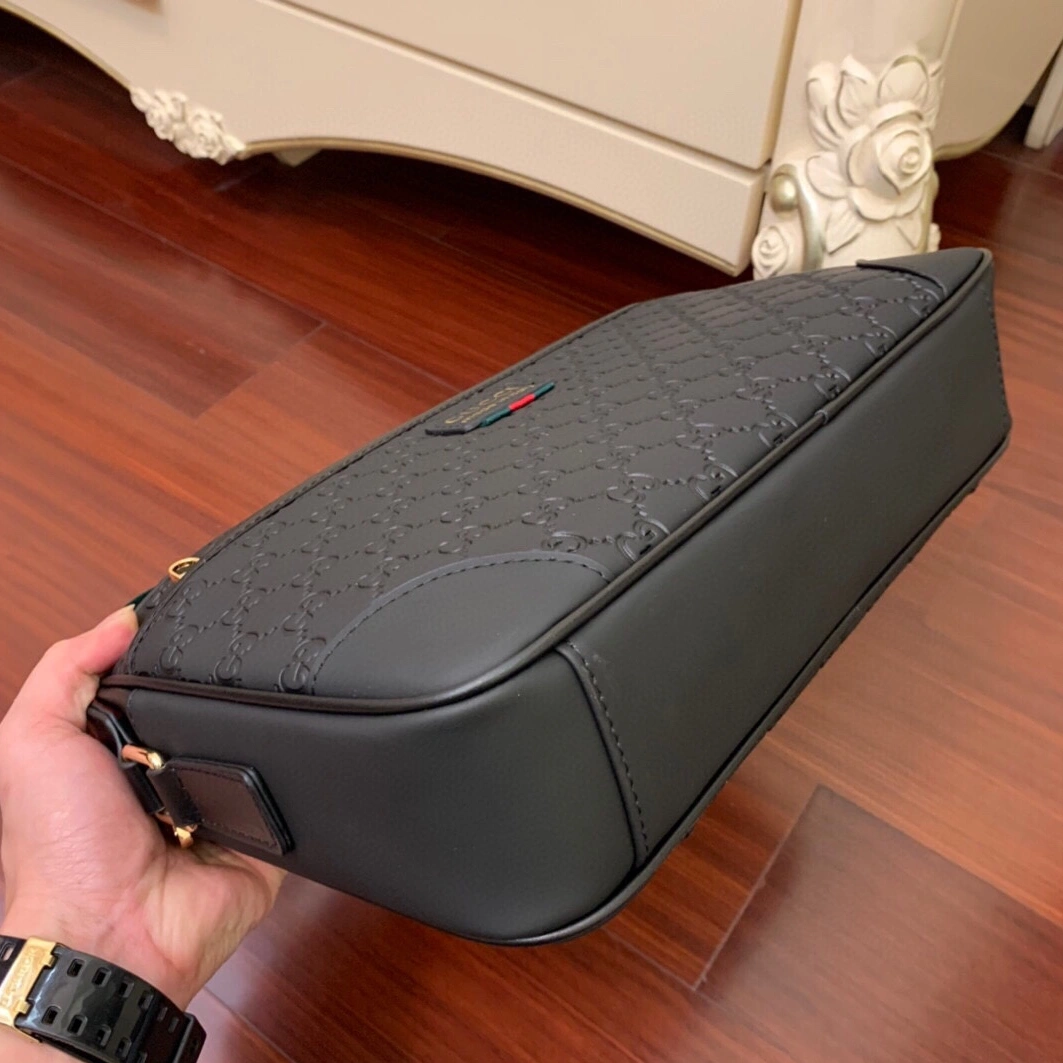 Lightweight 2077 Gucci AAA Man Messenger Bags