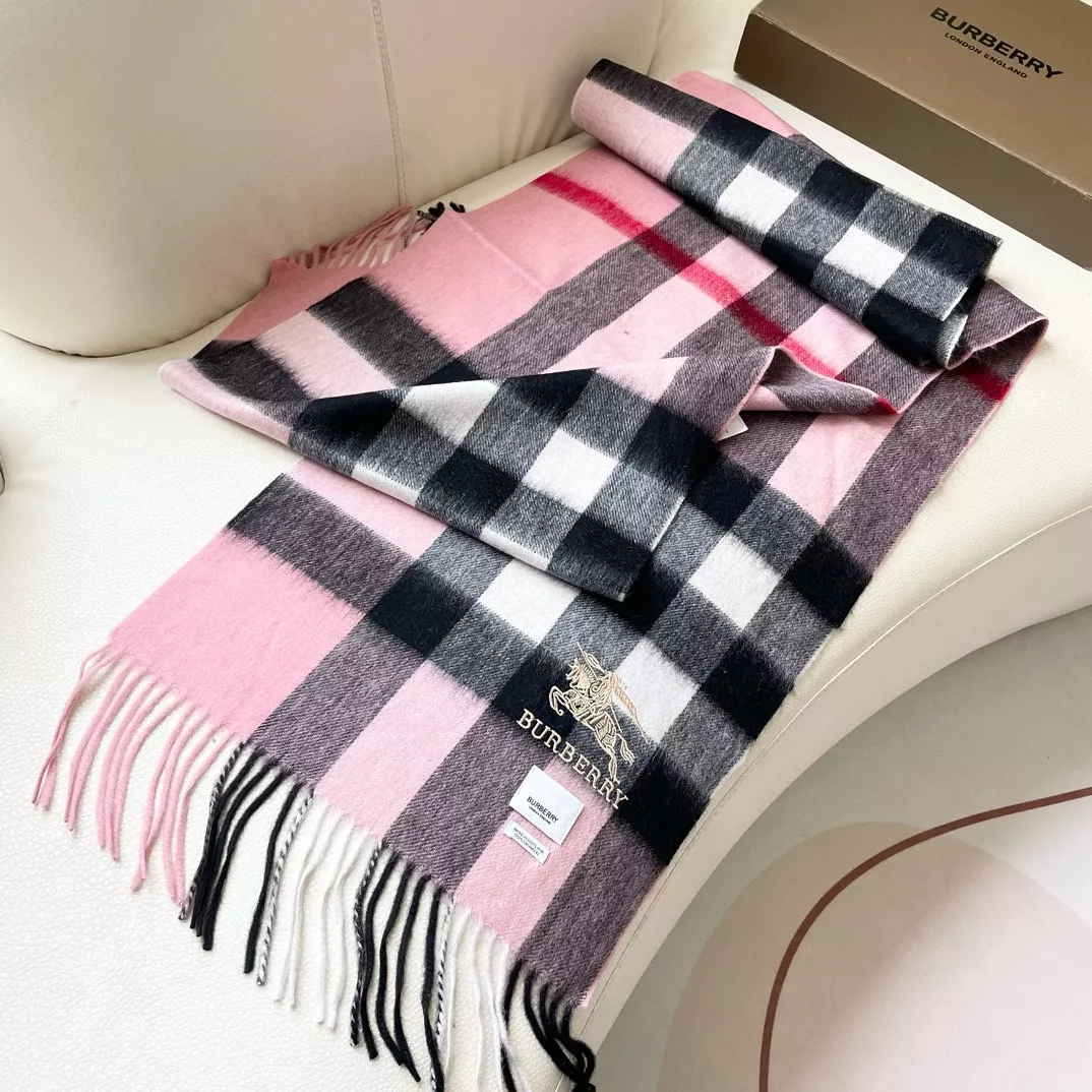Lightweight 2115 Burberry Scarf For Women