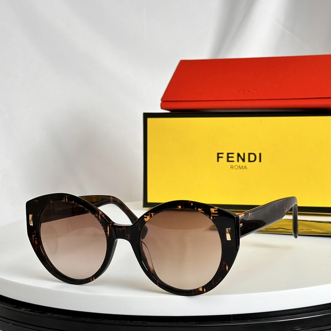 Lightweight 2160 Fendi AAA Quality Sunglasses