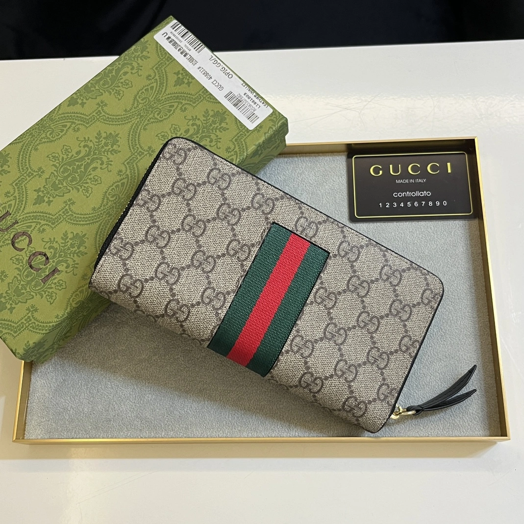 Lightweight 2179 Gucci Wallets