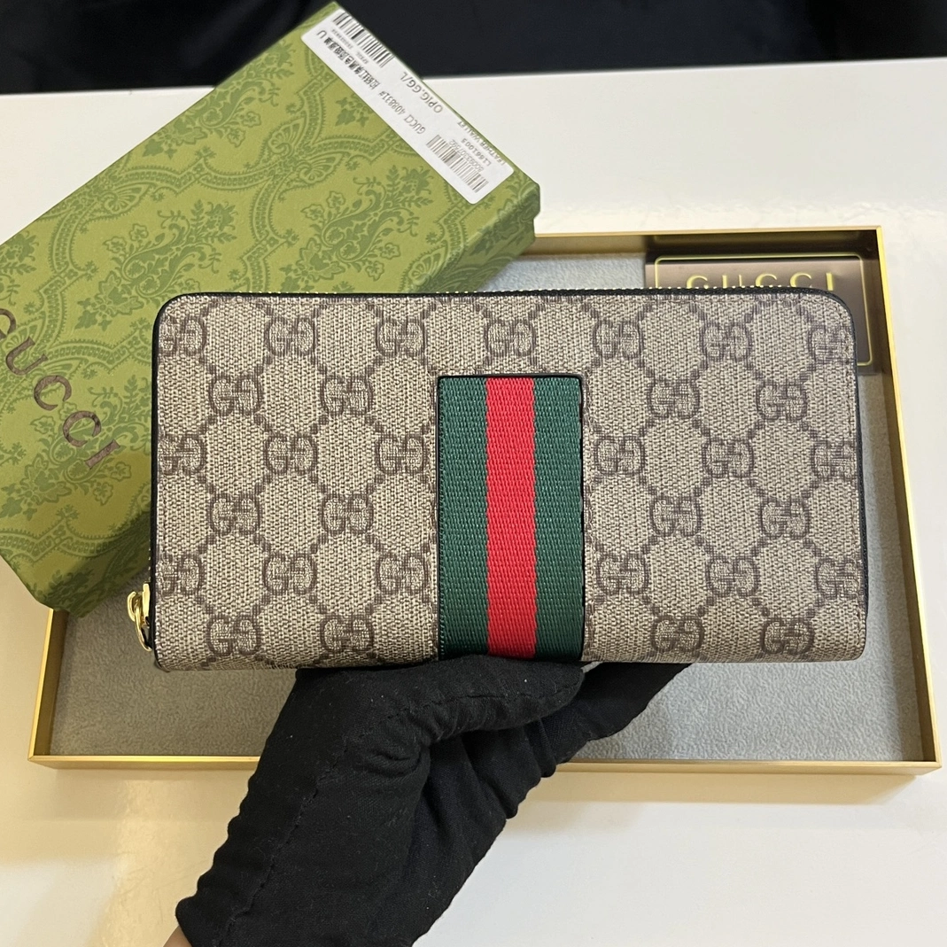 Lightweight 2179 Gucci Wallets
