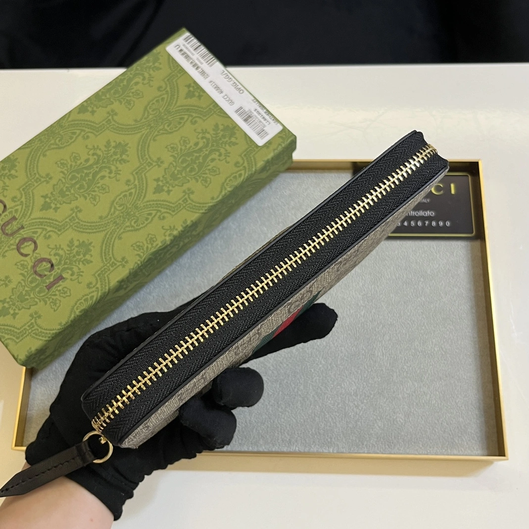 Lightweight 2179 Gucci Wallets