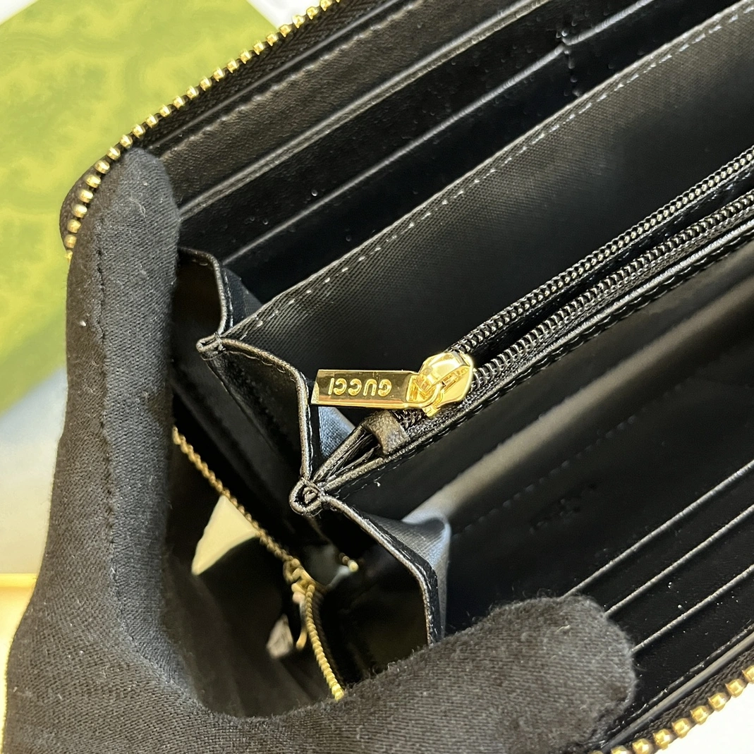 Lightweight 2179 Gucci Wallets